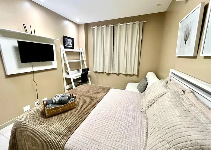 Studio Reformado Na Quadra Da Praia De Copacabana